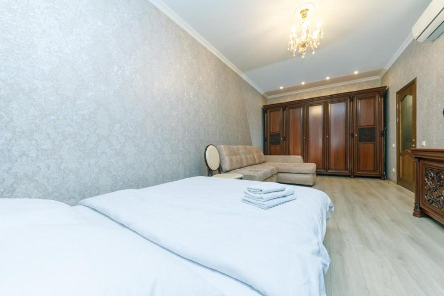 Apart Assistant On Smart Plaza Kiev Esterno foto